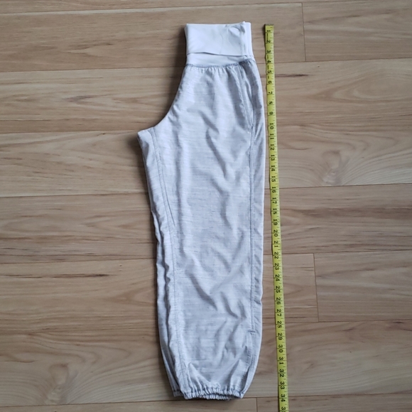 lululemon Swift pants - Picture 3 of 8